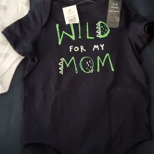 2 baby onsies